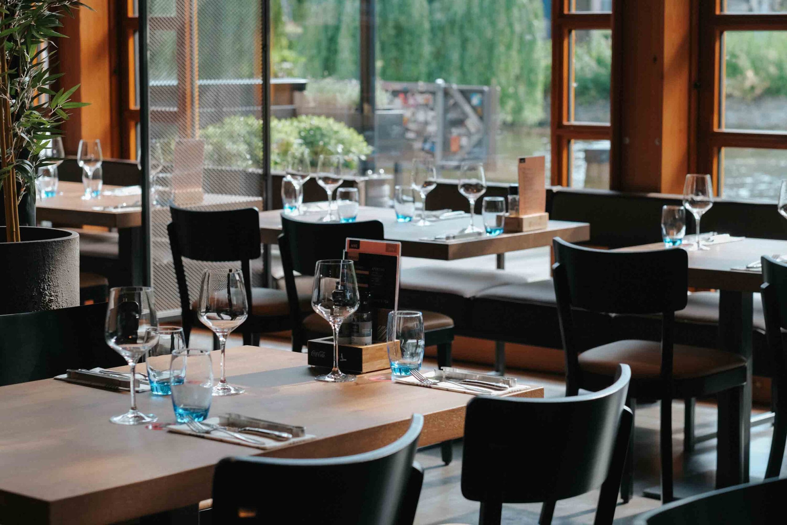 BARRACA Rodizio Grill & Bar Amsterdam - Interior tables